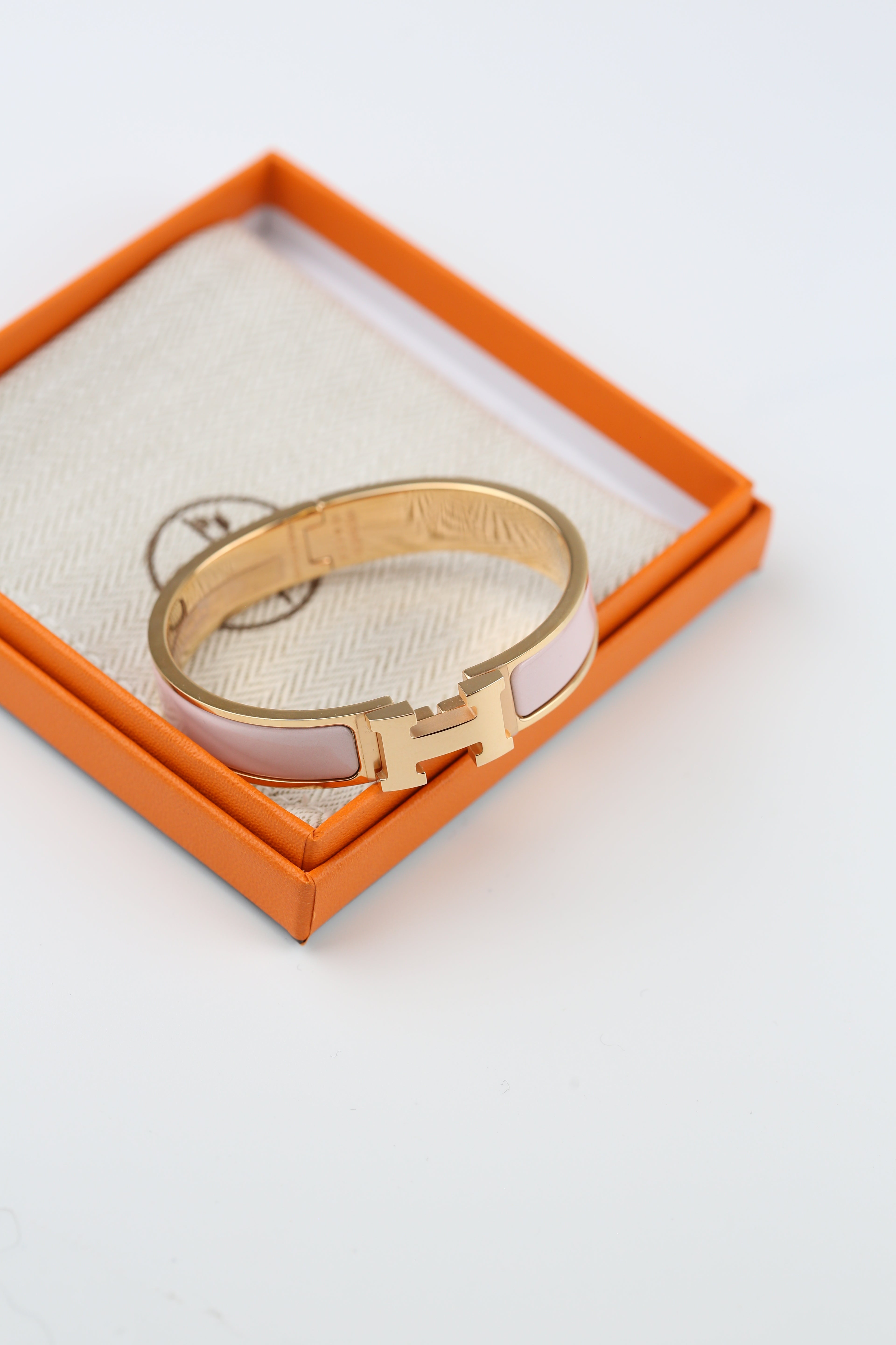 Hermes Clic H Bracelet Light Pink