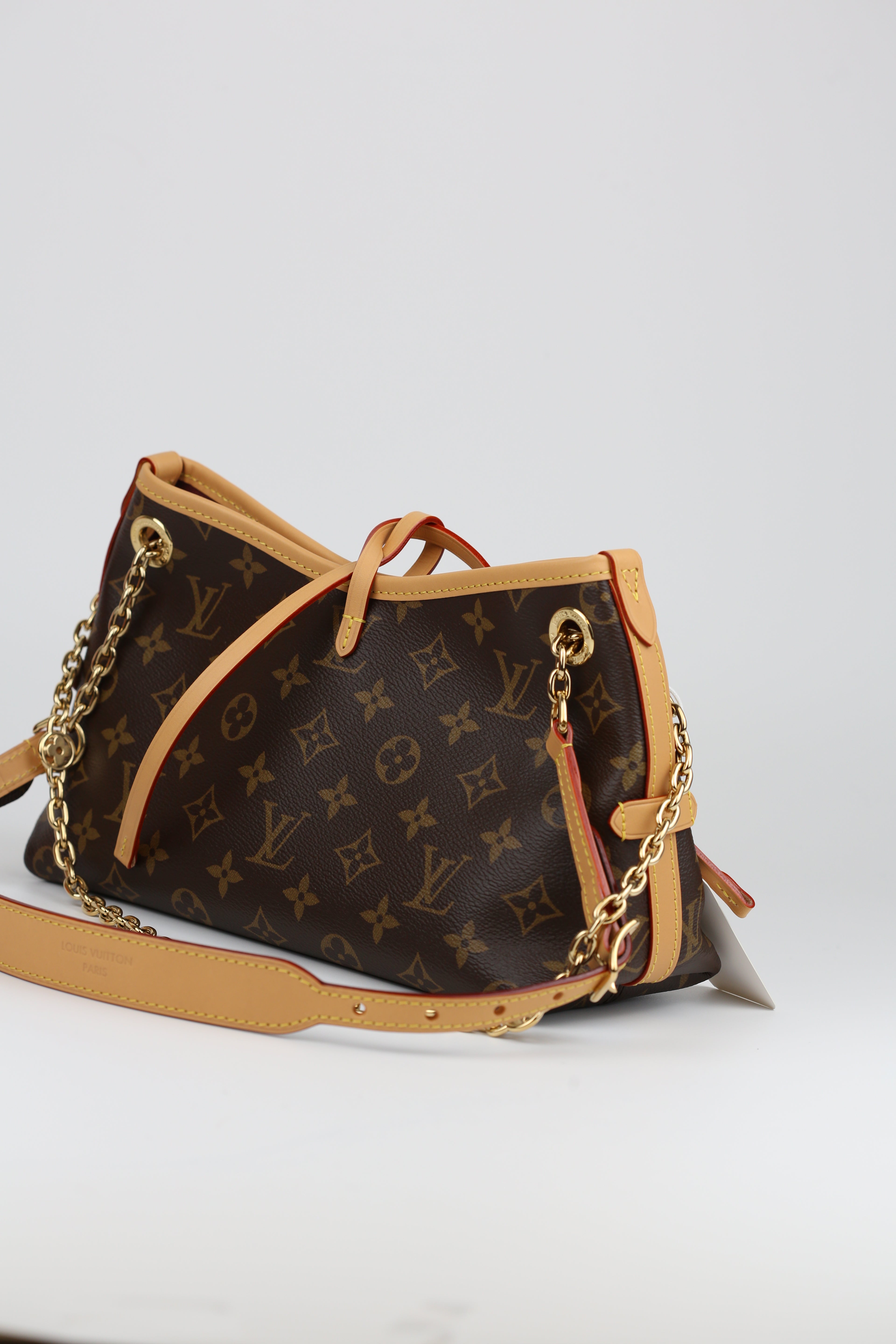 LOUIS VUITTON  Carryall BB