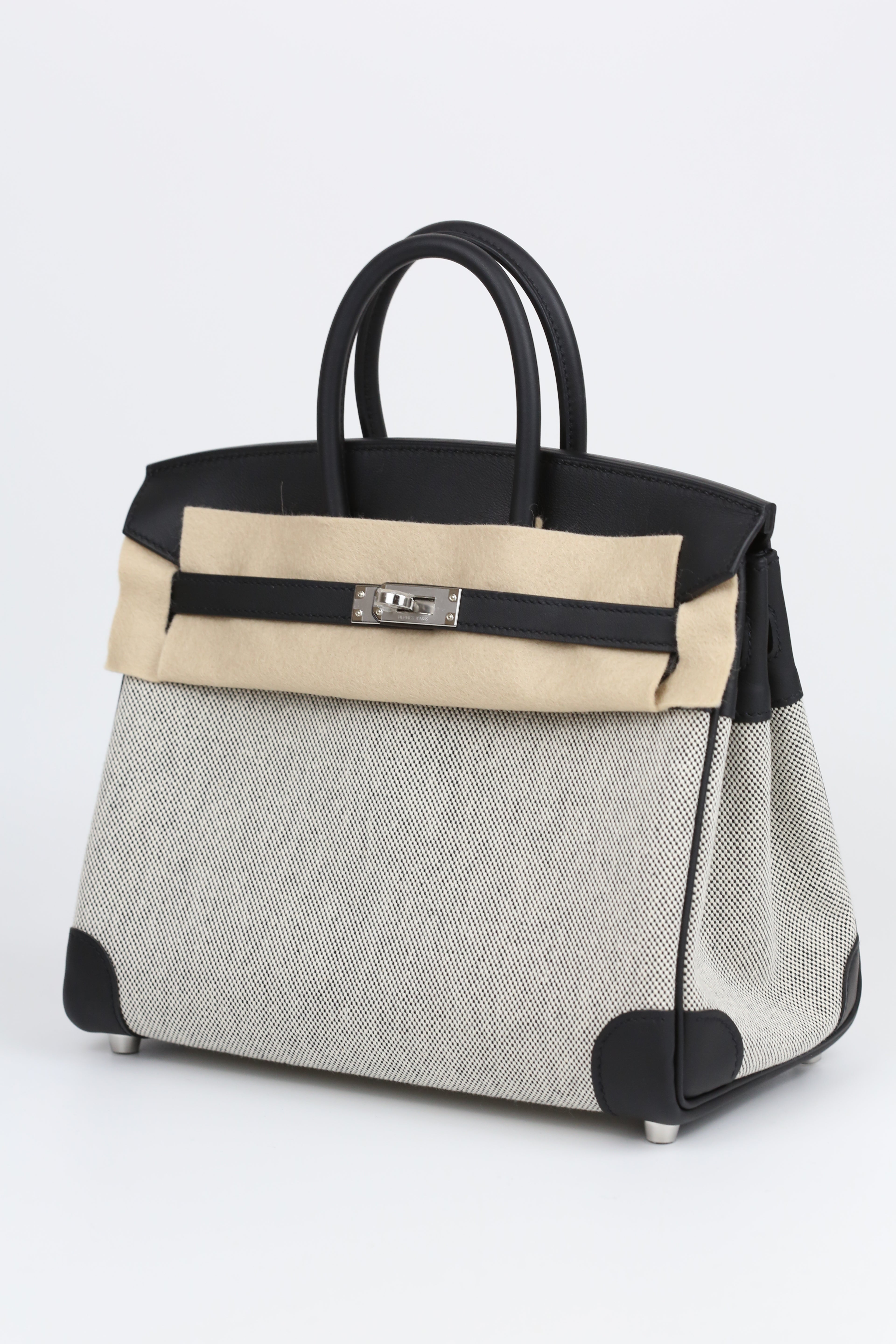 HERMÈS Birkin 25 Noir Ecru