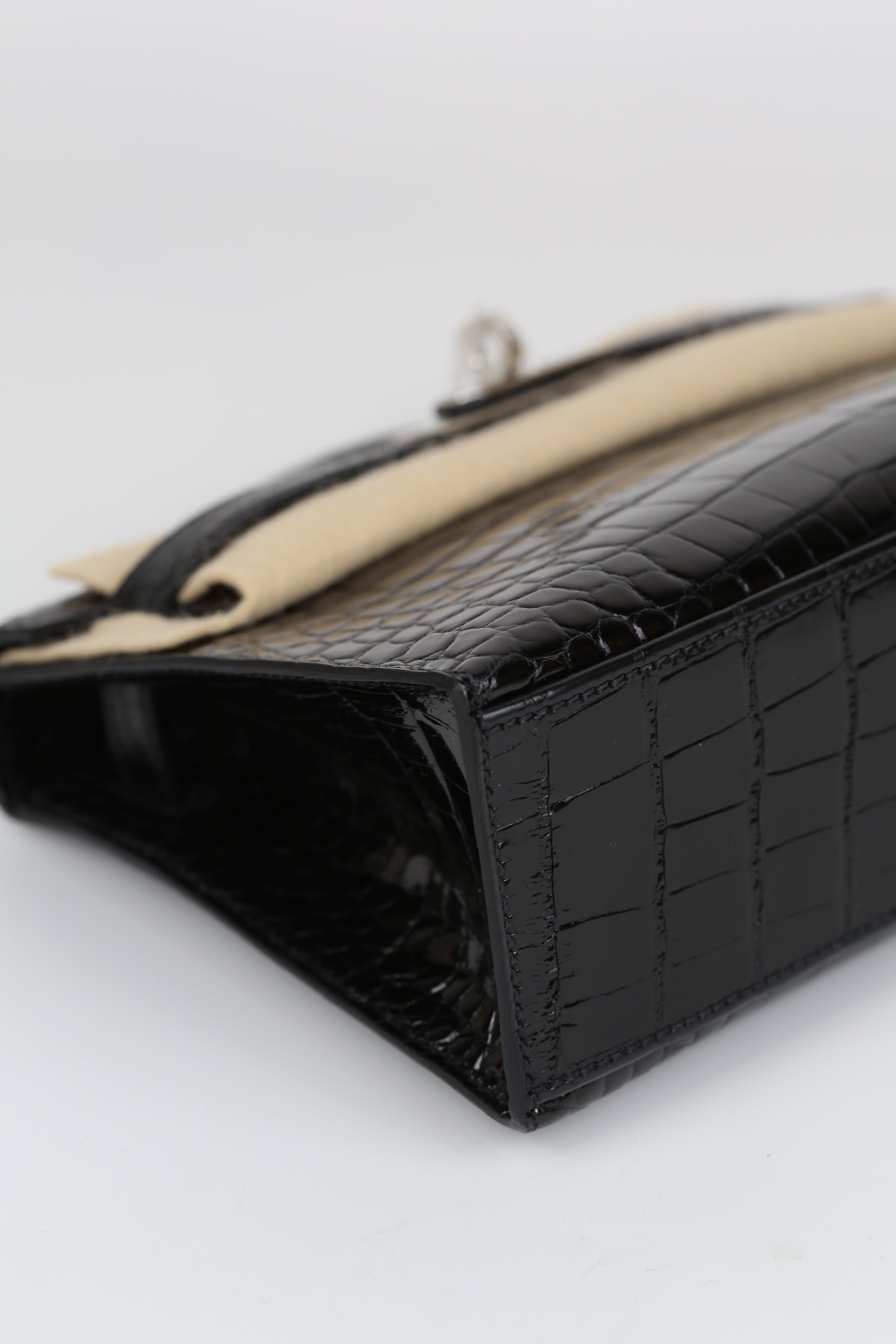 HERMÈS KELLY POCHETTE BLACK ALLIGATOR SILVER