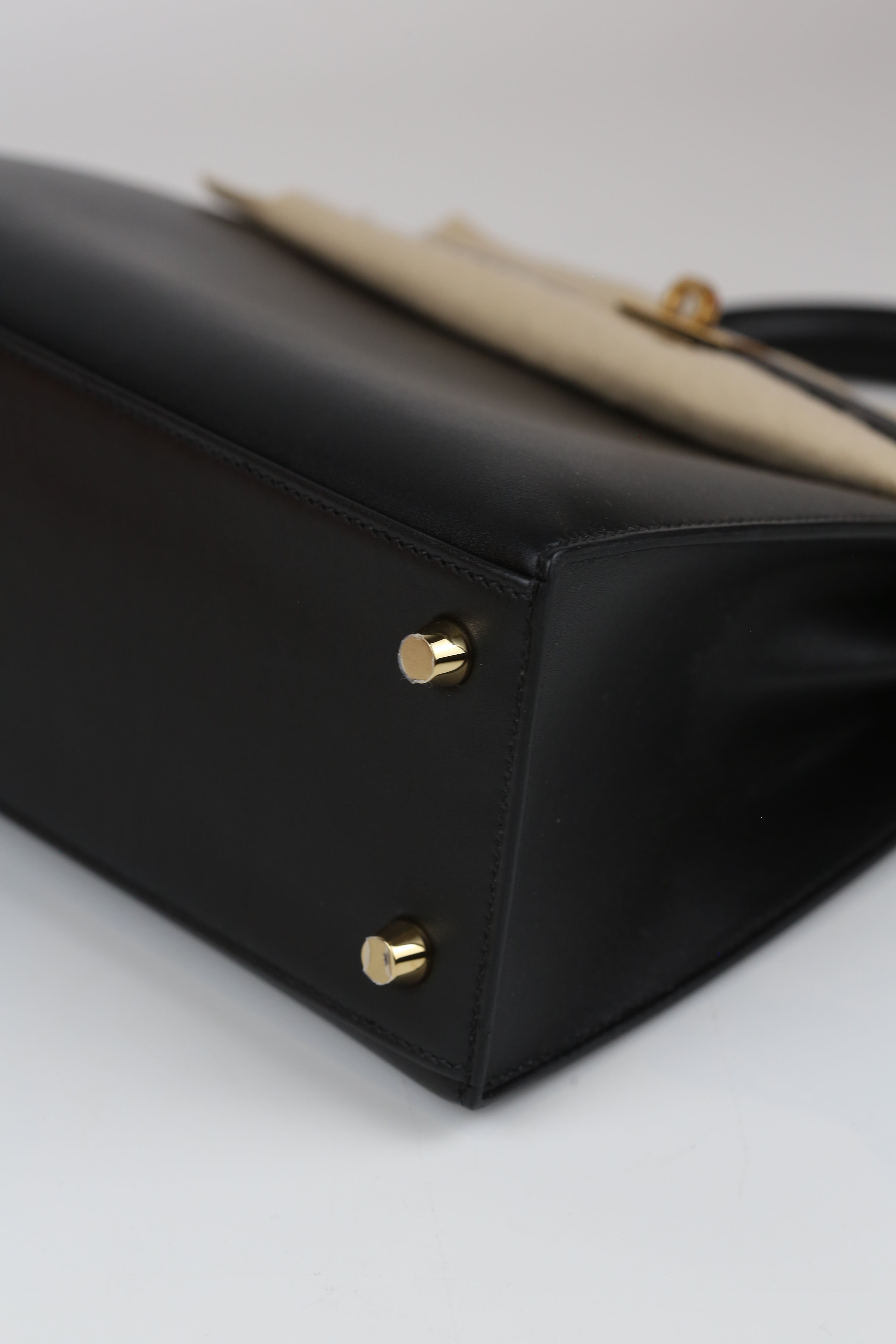 HERMÈS KELLY25 NOIR TADELAKT Y STAMP