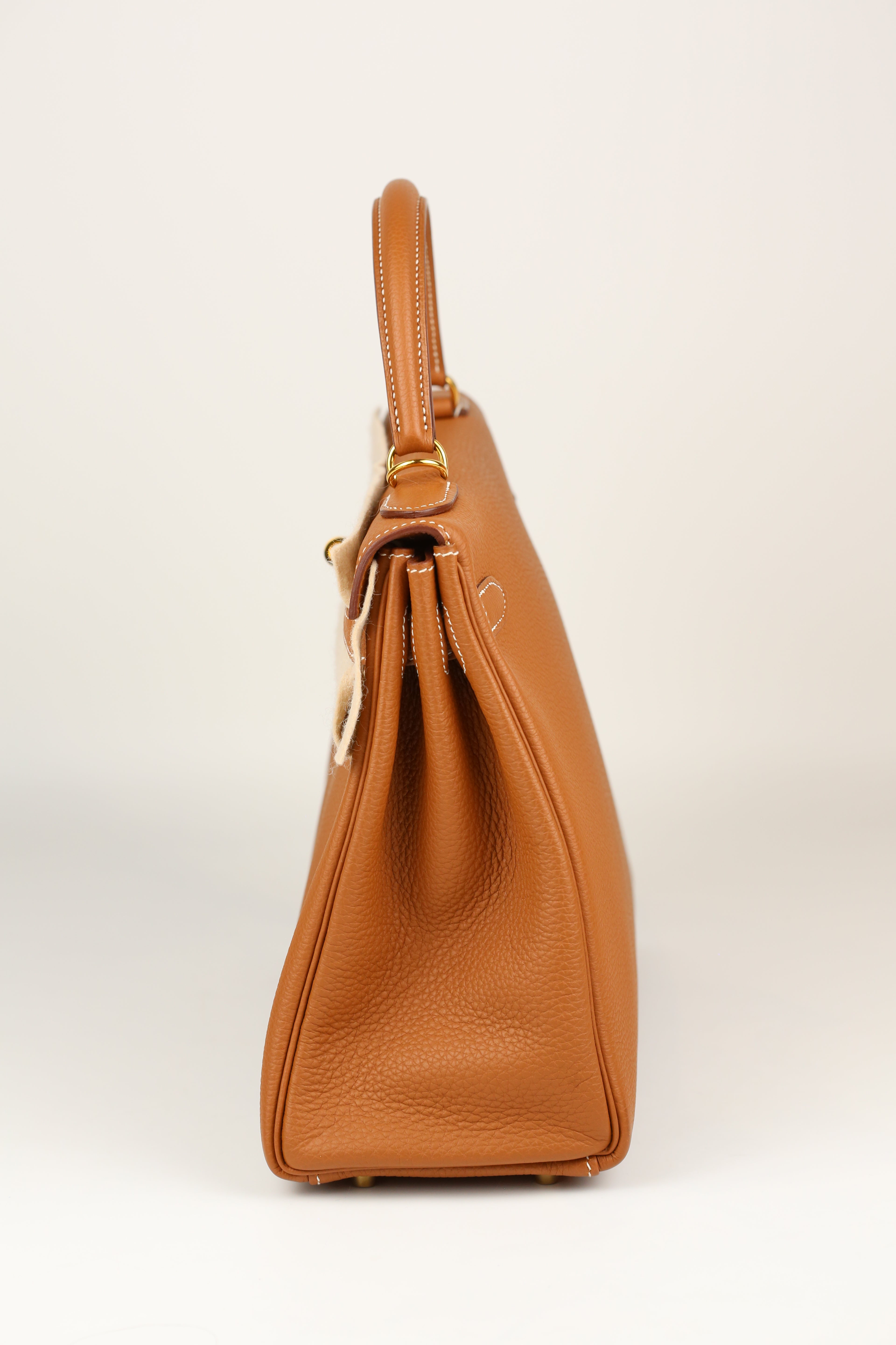 HERMÈS KELLY32 GOLD