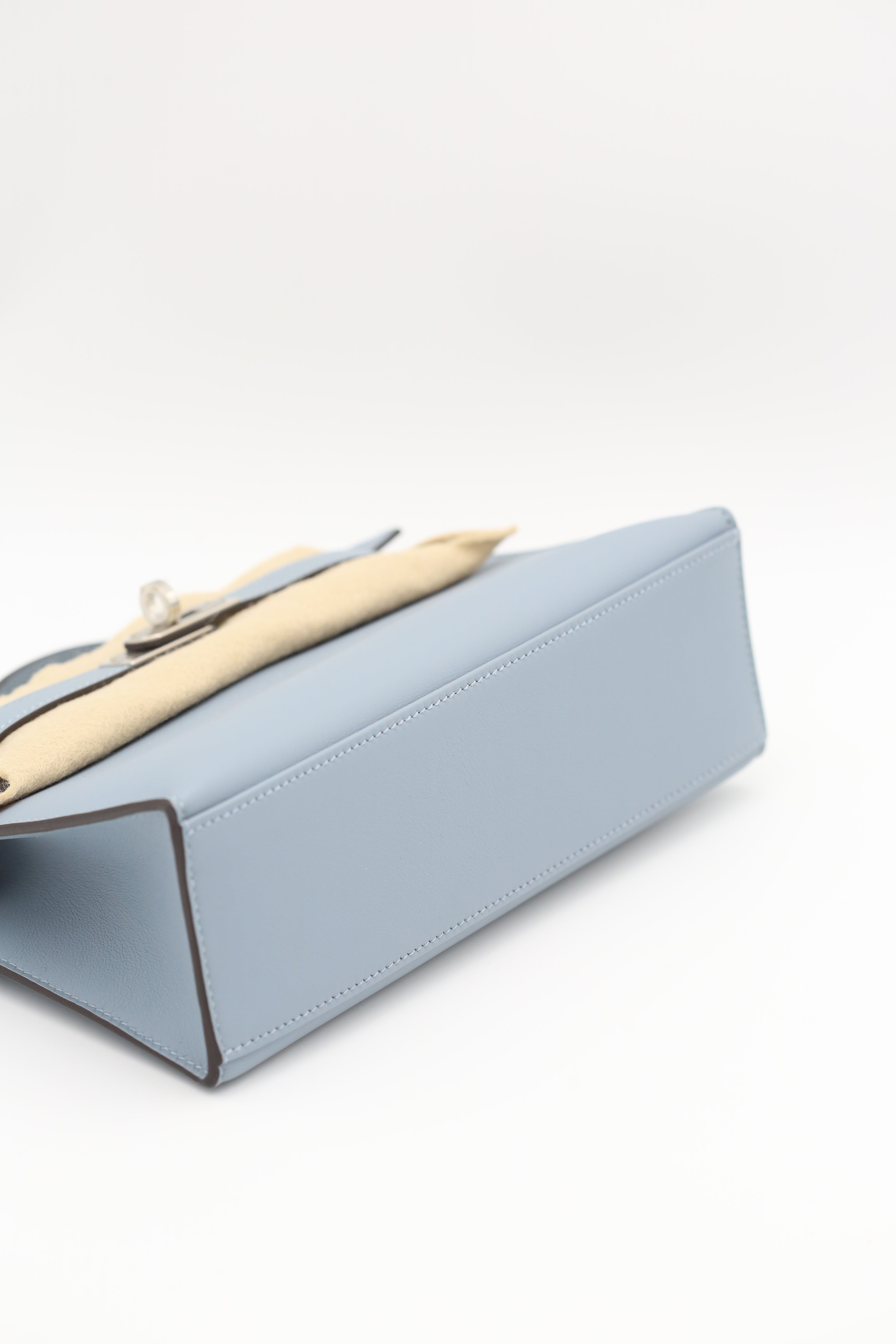 HERMÈS KELLY POCHETTE J7 BLUE LIN