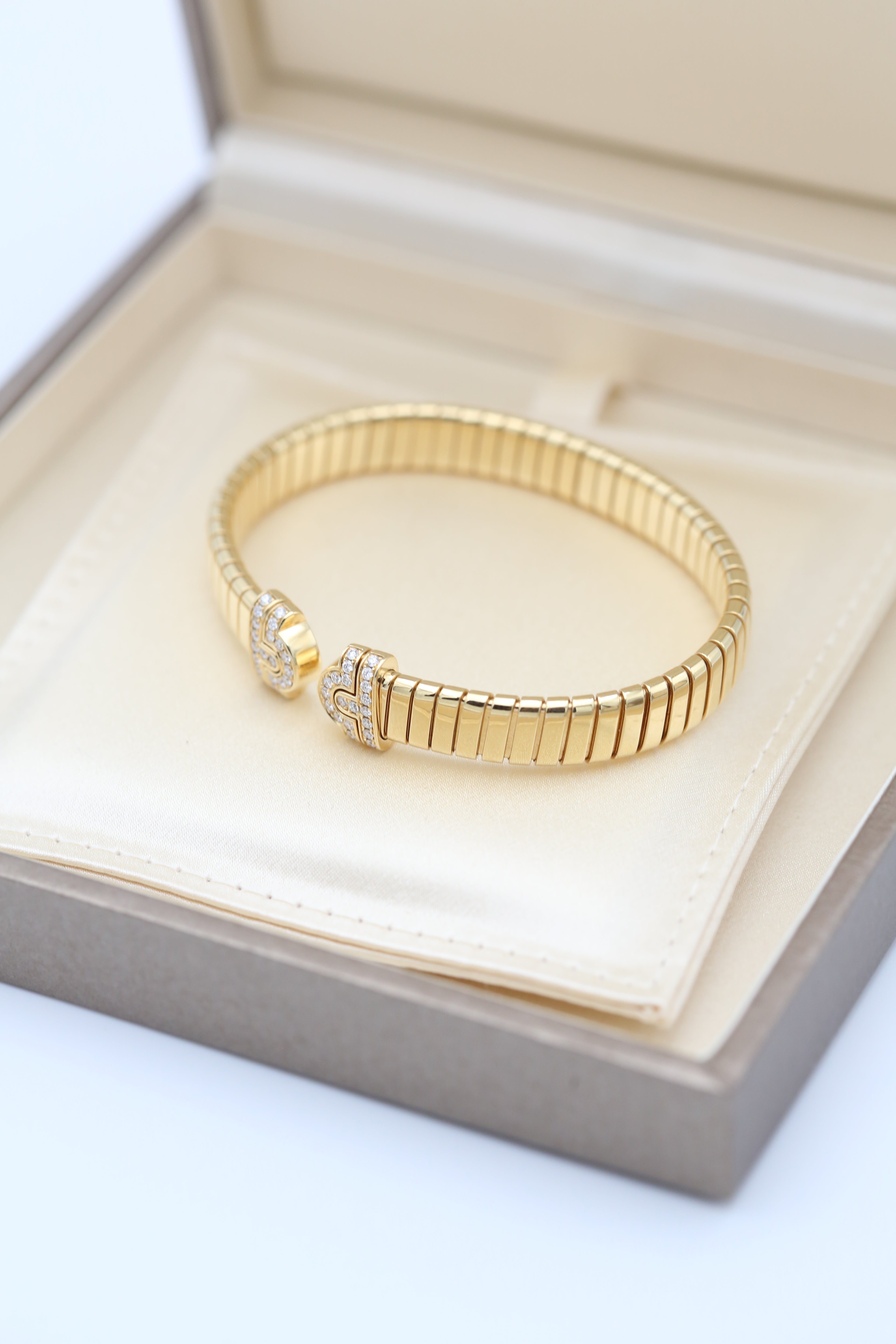 BVLGARI TUBOGAS BRACELET 18K YELLOW GOLD 0.35 TCW DIAMOND CUFF