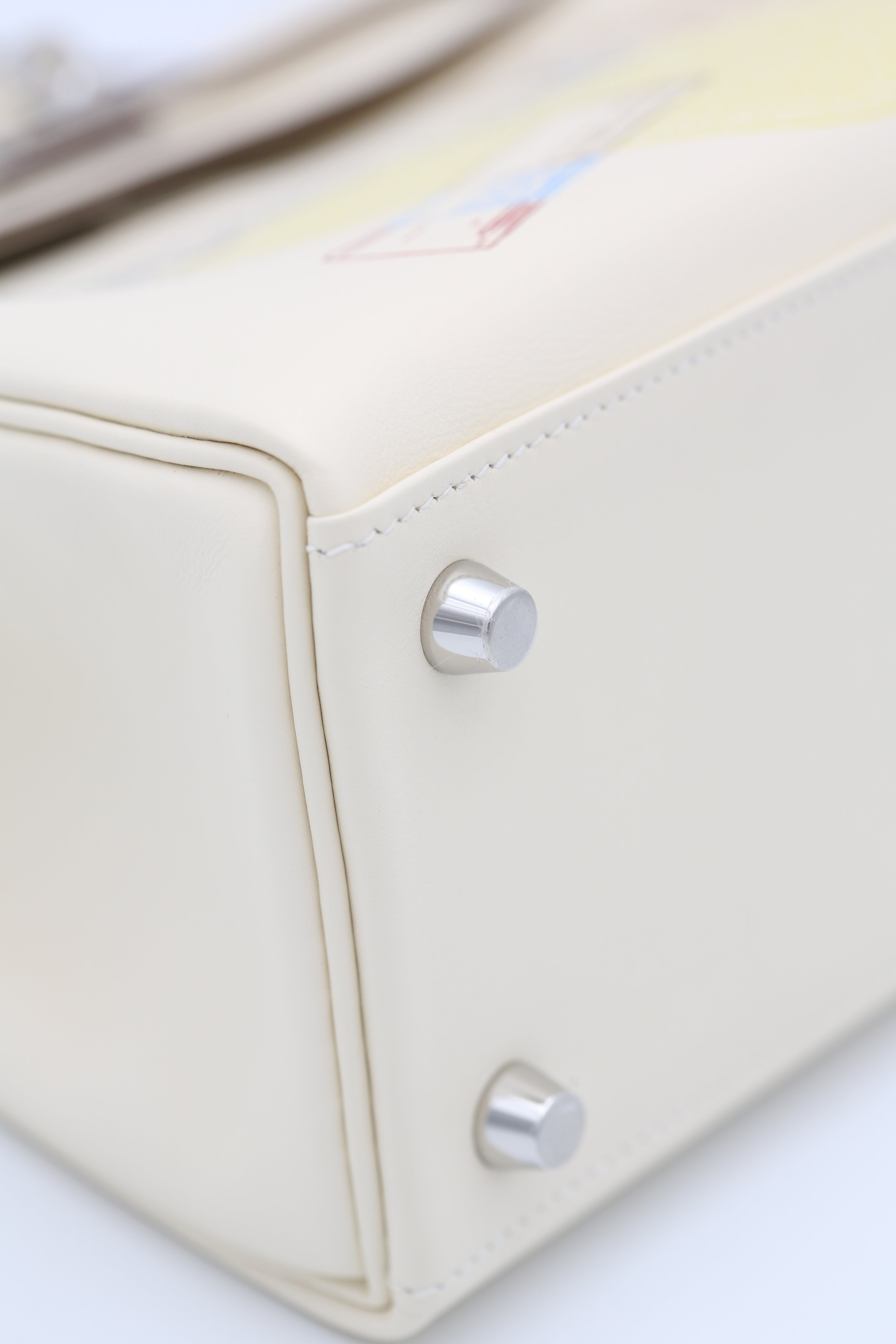 HERMÈS Kelly 25 in and out