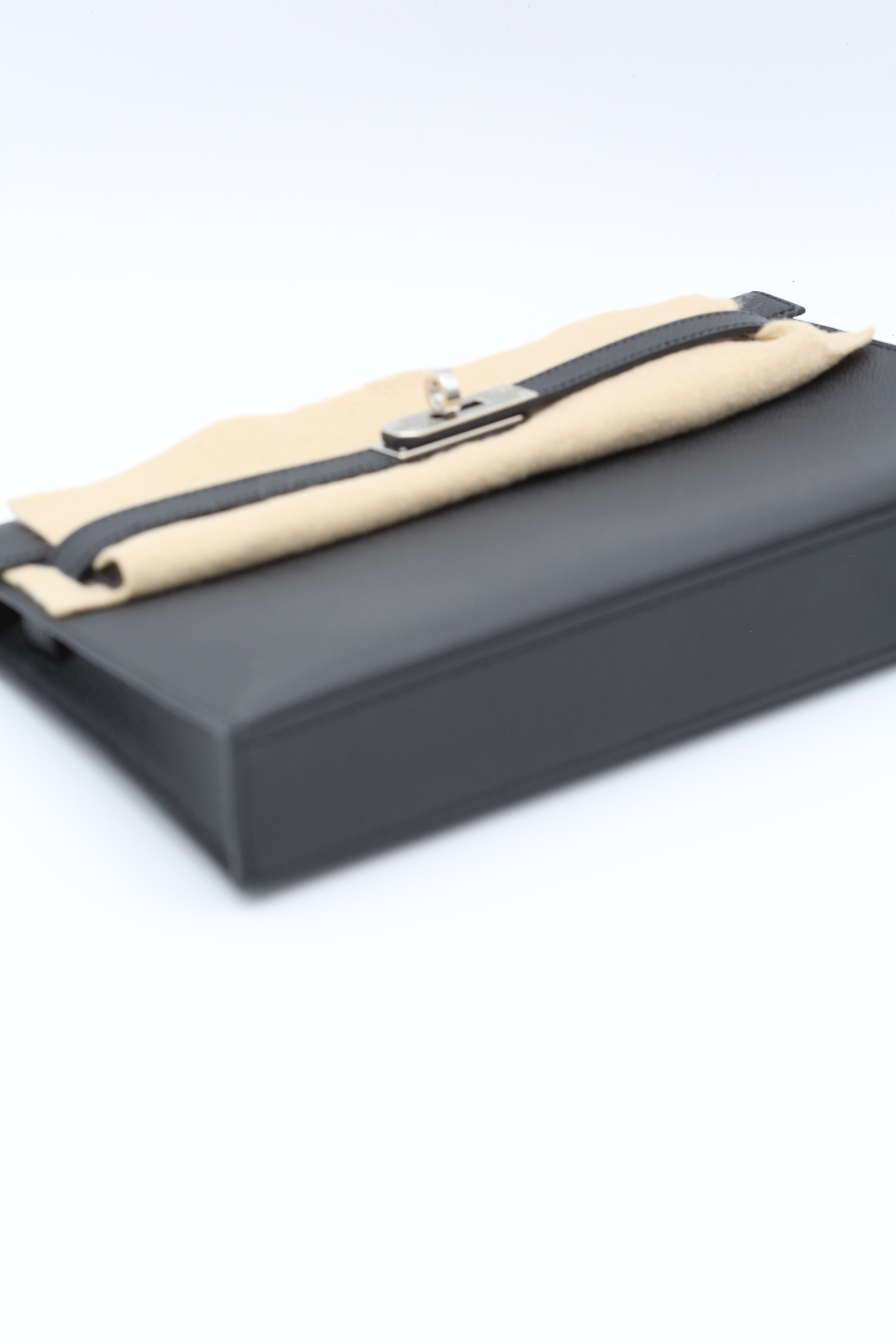 HERMÈS KELLY ELAN BLACK SILVER K STAMP