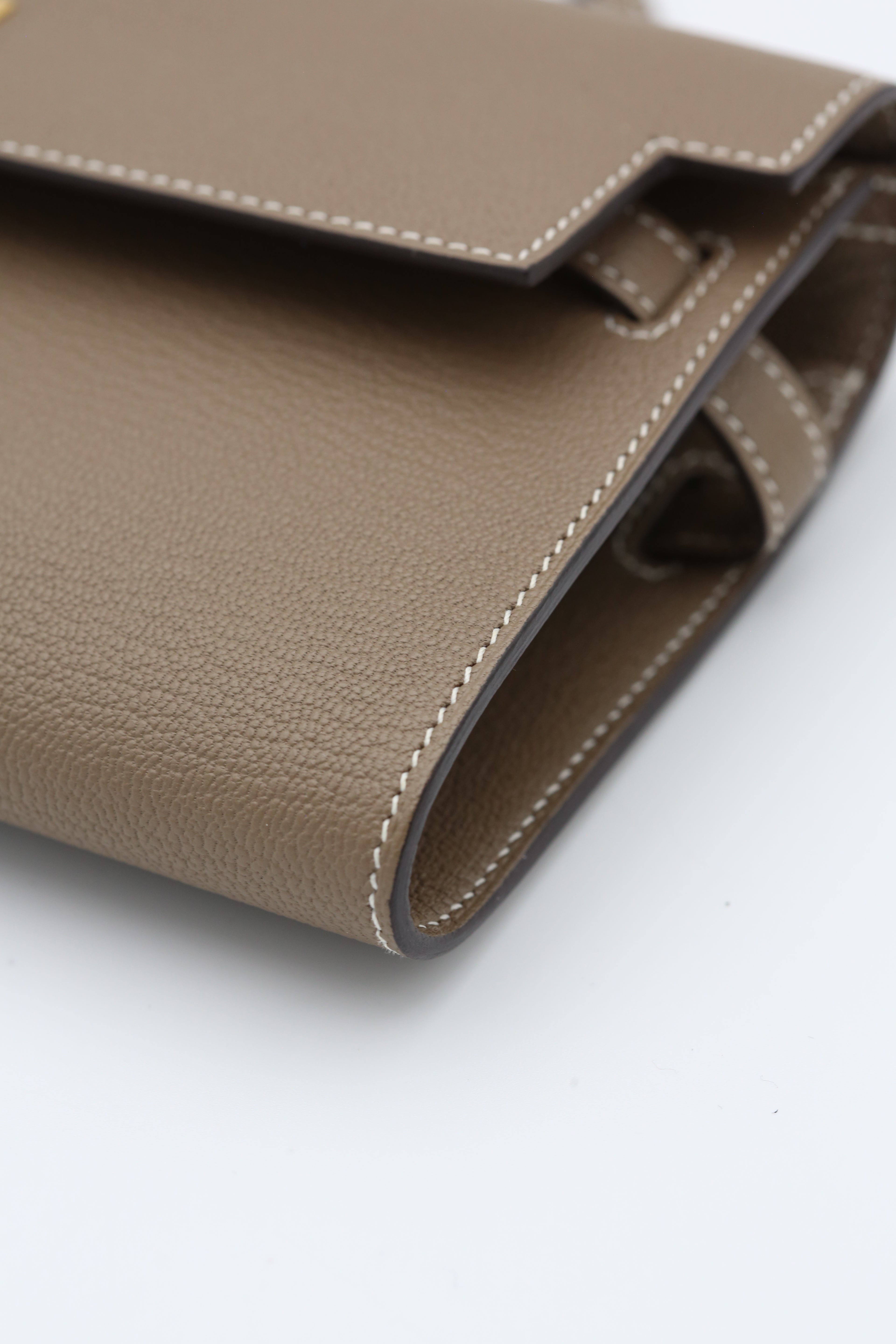 HERMÈS KELLT TO GO CHEVRE ETOUPE Z STAMP