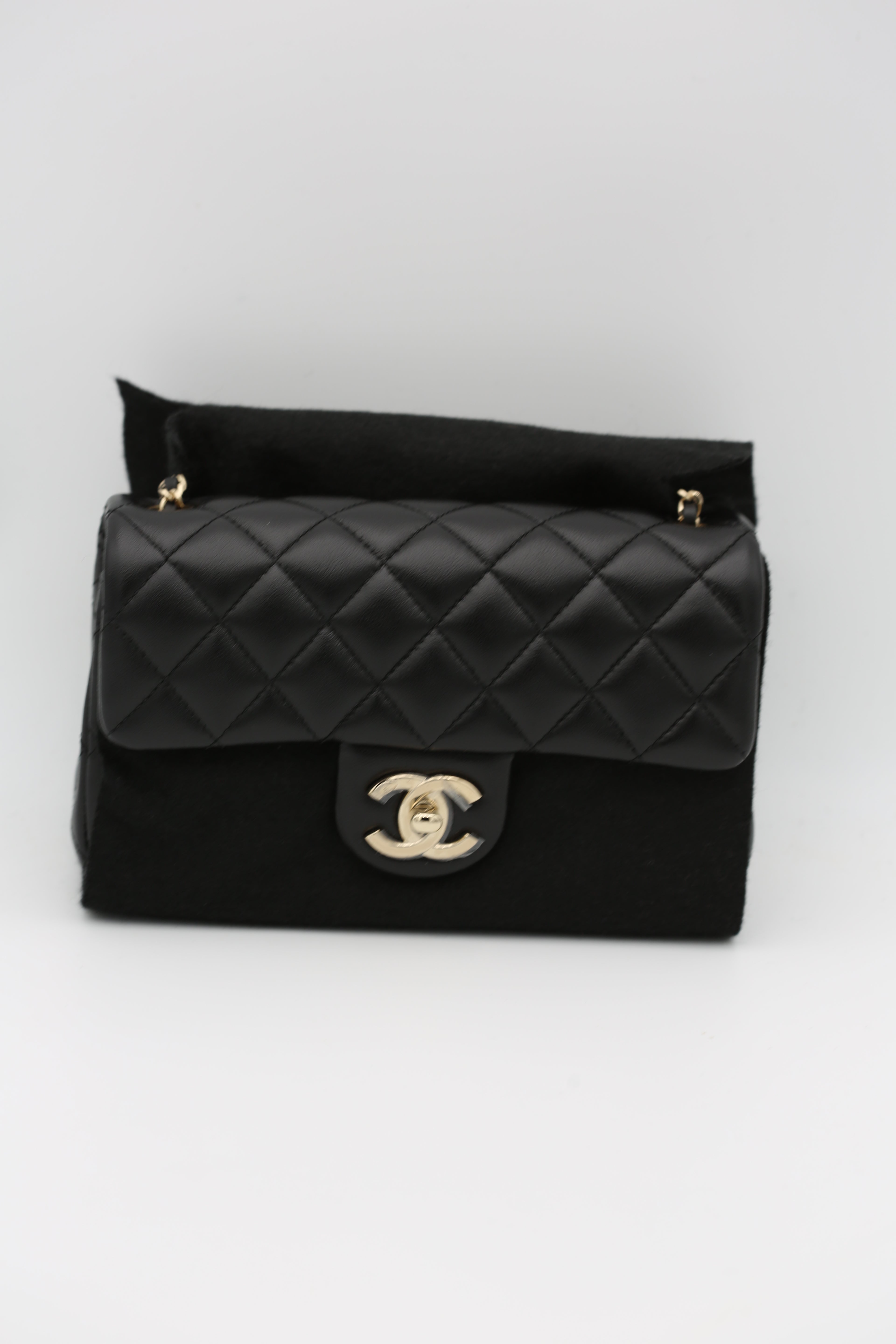 CHANEL FLAP BAG BLACK SILVER