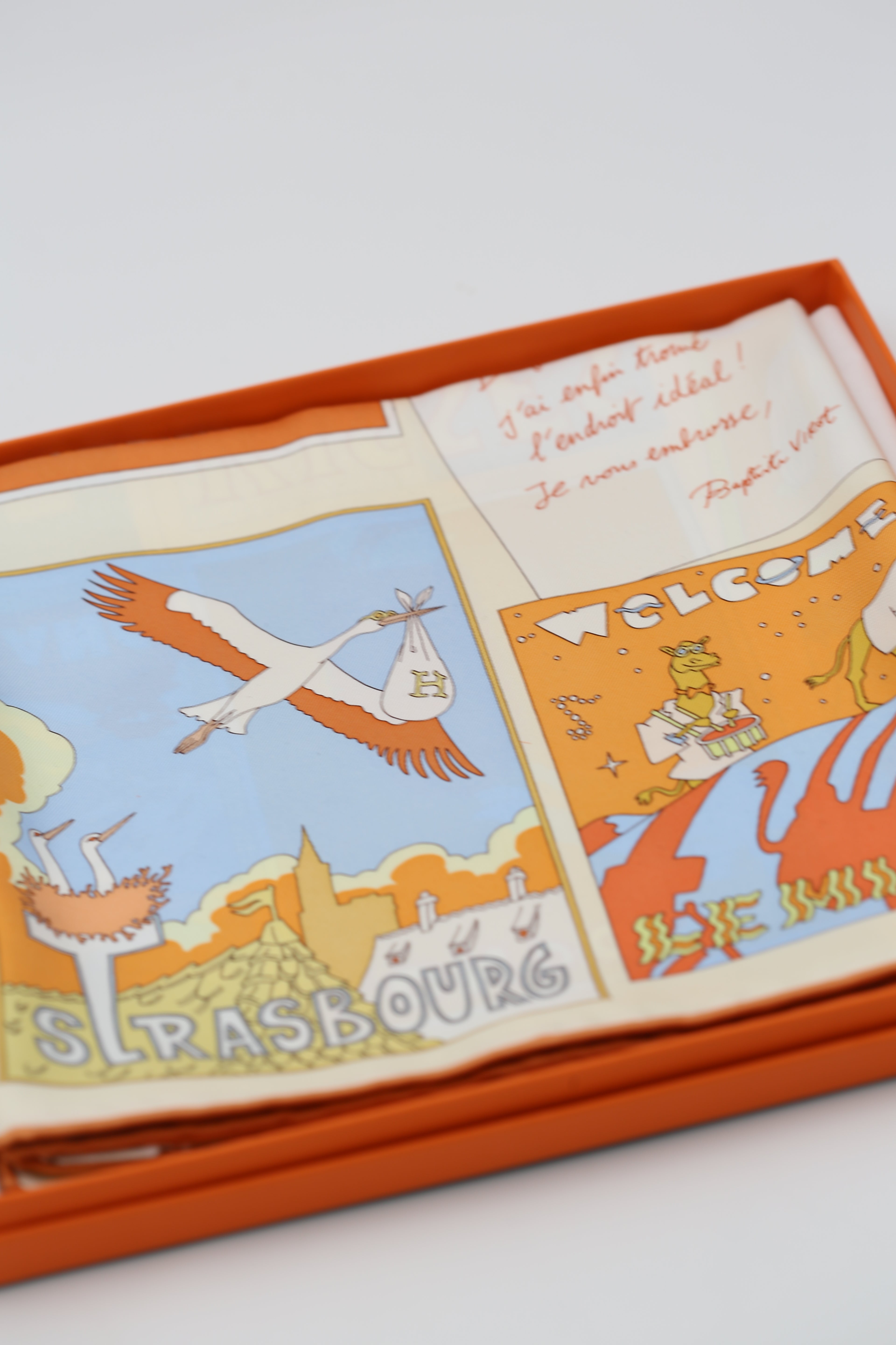 HERMÈS SCARF 90X90 BEIGE & ORANGE
