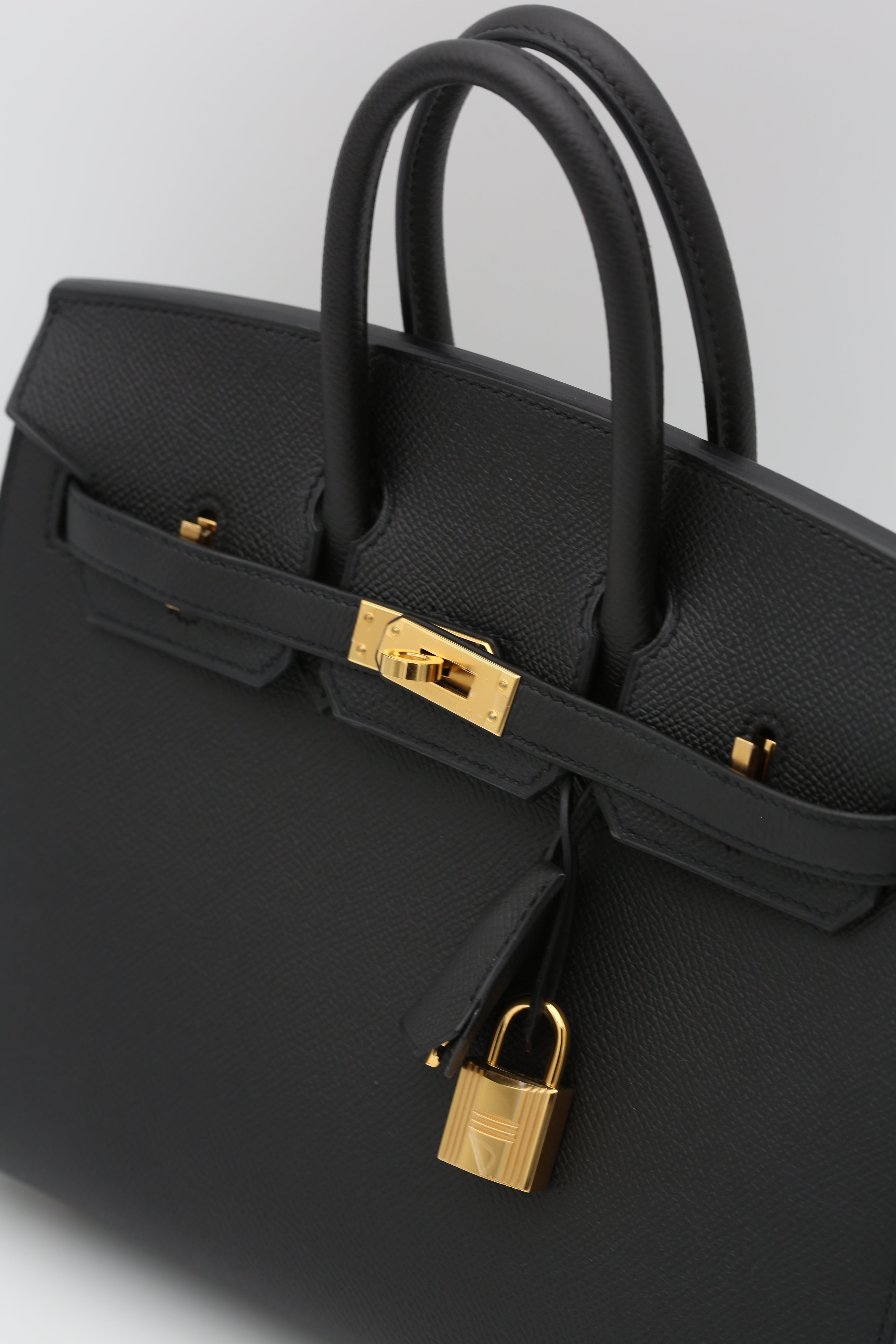HERMÈS BIRKIN25 BLACK EPSOM GOLD HARDWARE Z STAMP