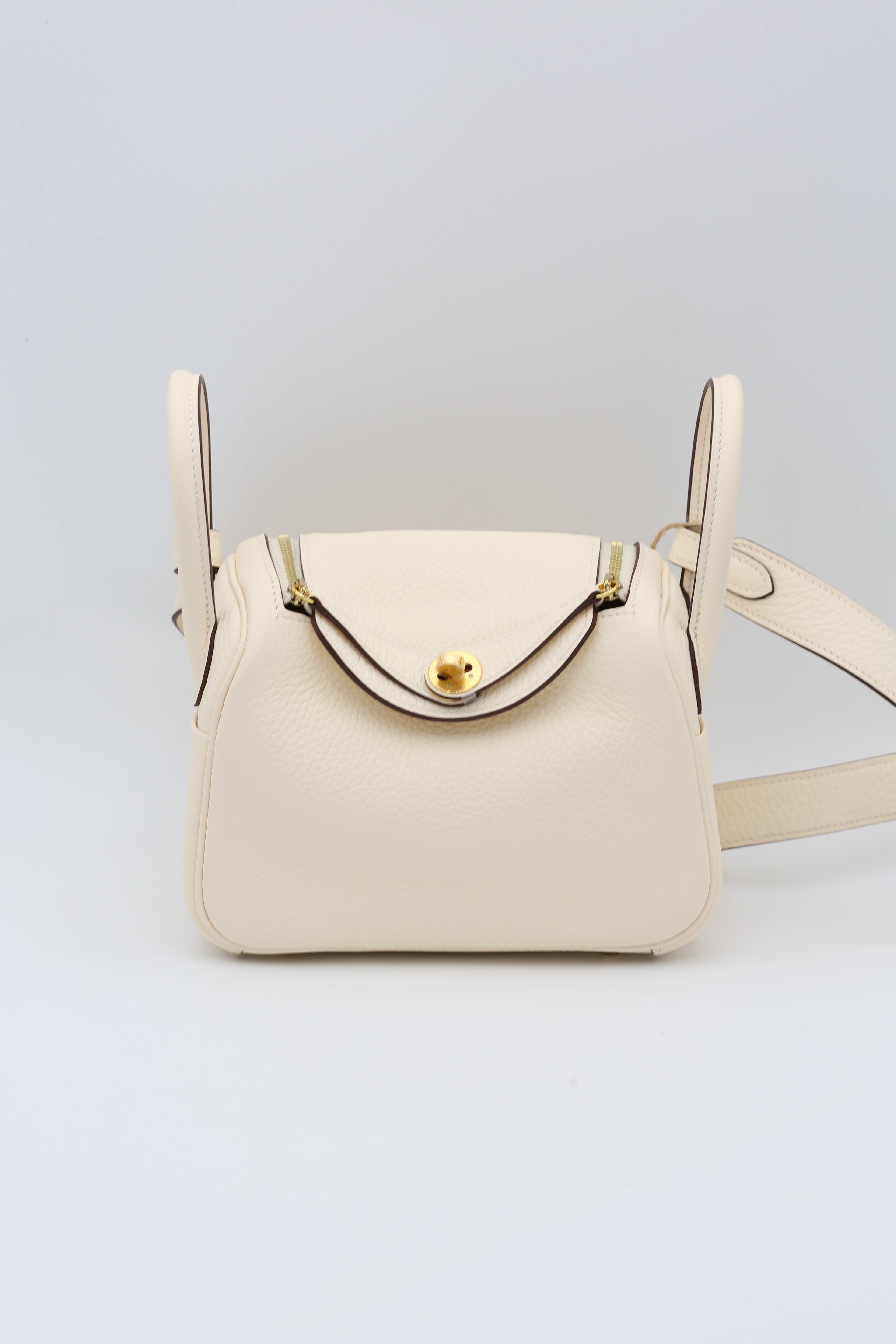 HERMÈS MINI LINDY NATA TC GOLD HARDWARE W STAMP