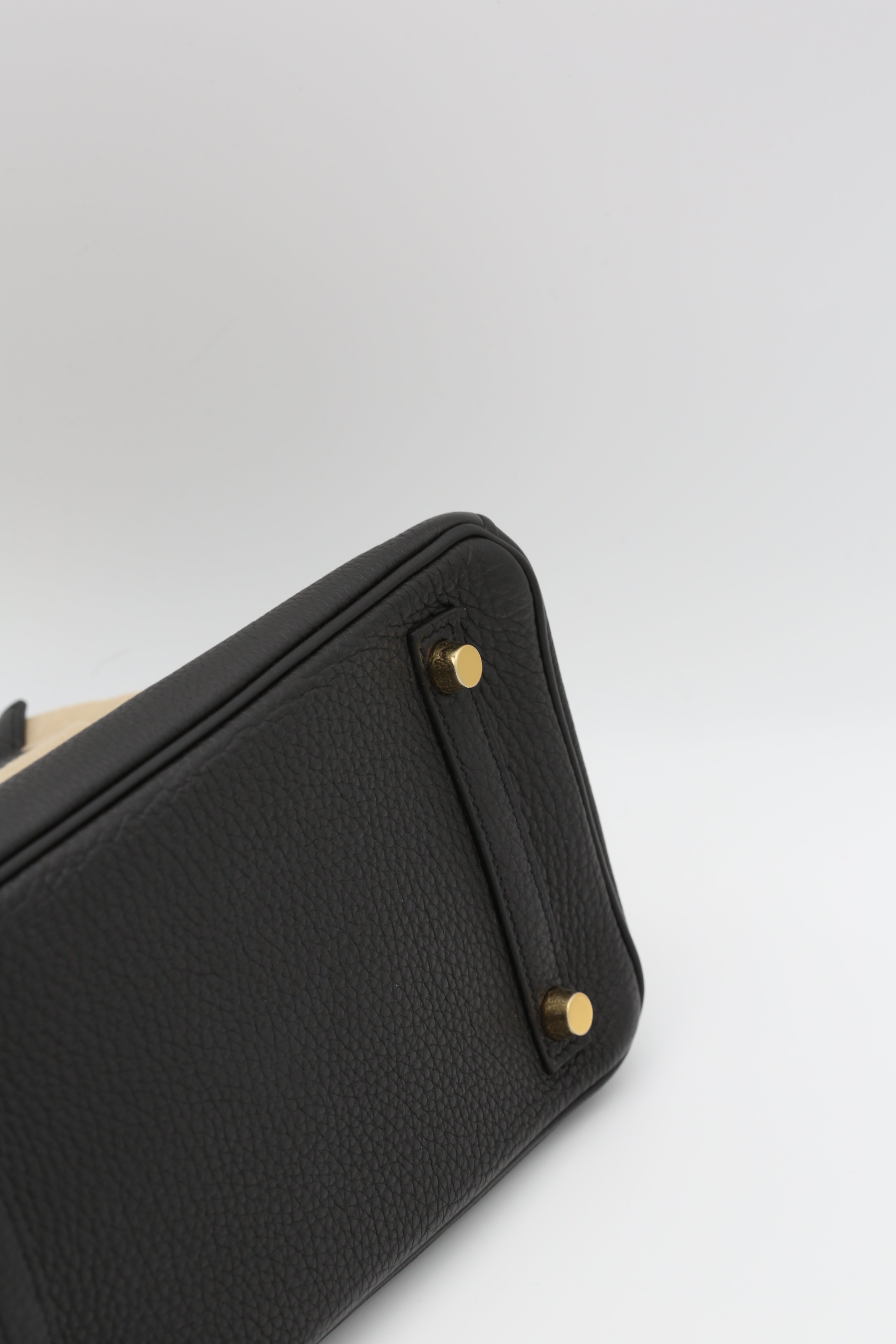 HERMÈS BIRKIN25 NOIR TOGO GOLD HARDWARE Y STAMP