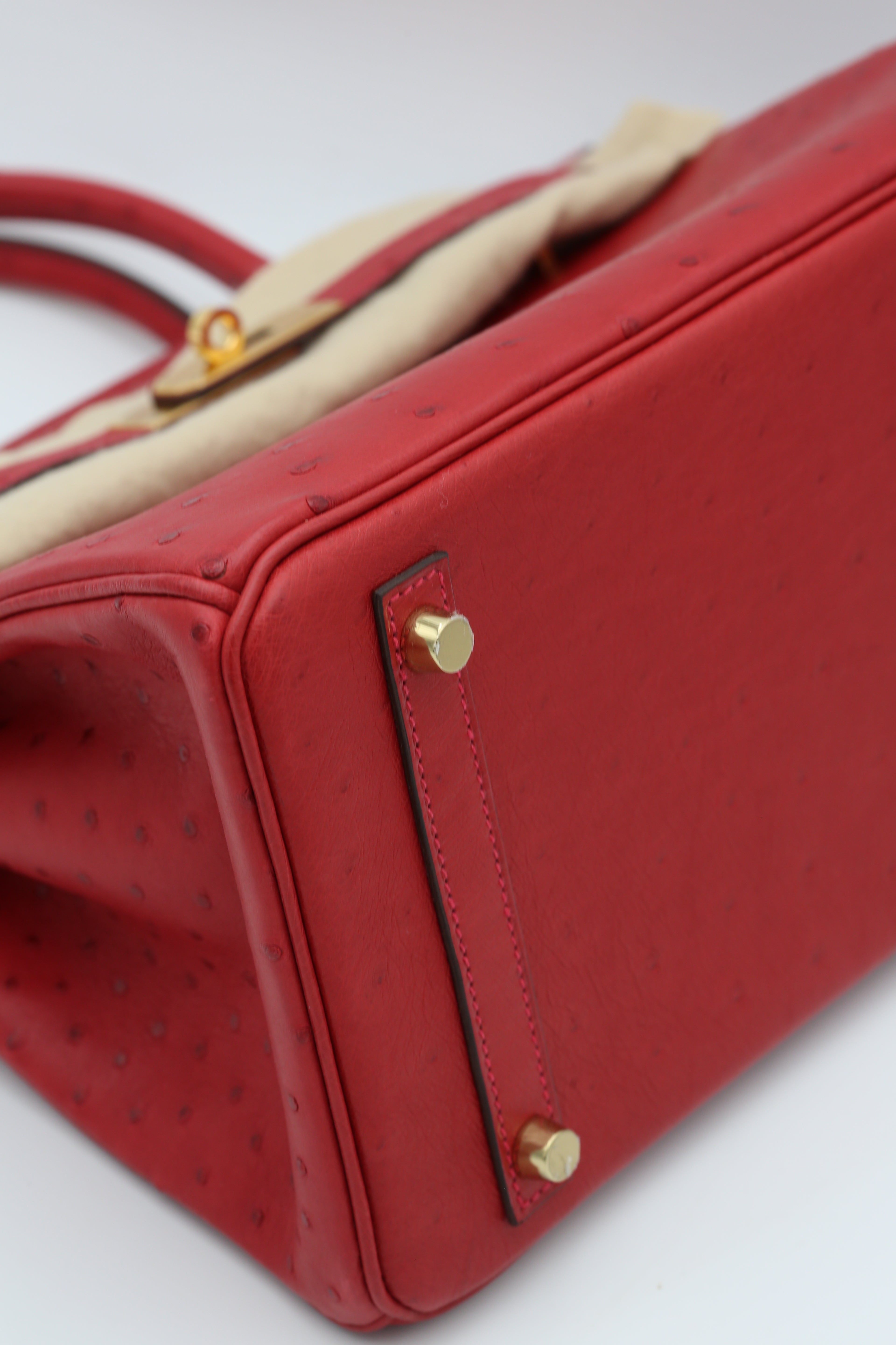 HERMÈS BIRKIN30 ROUGE VIF OSTRICH GOLD HARDWARE D STAMP