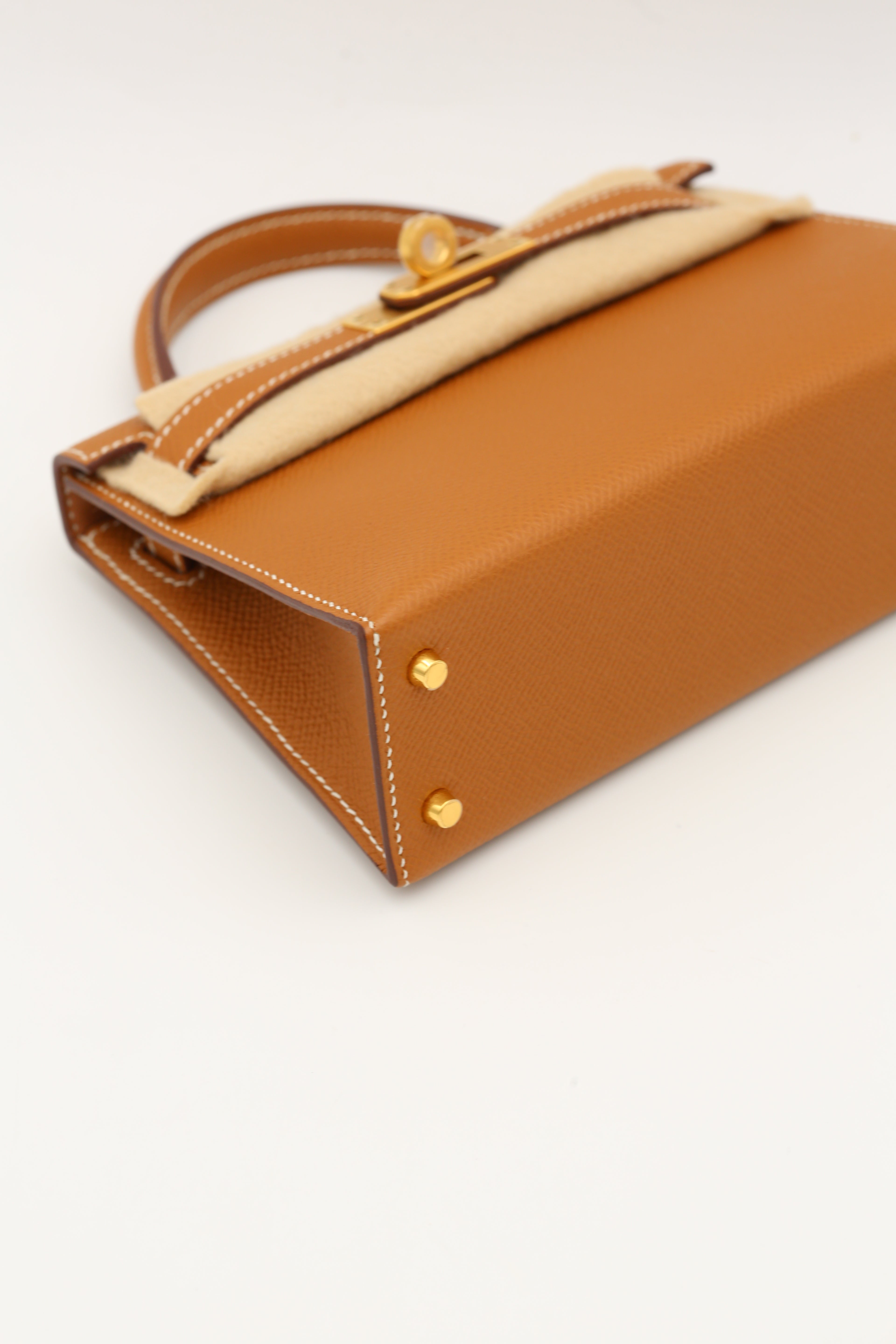 HERMÈS MINI KELLY GOLD EPSOM GOLD HARDWARE Y STAMP